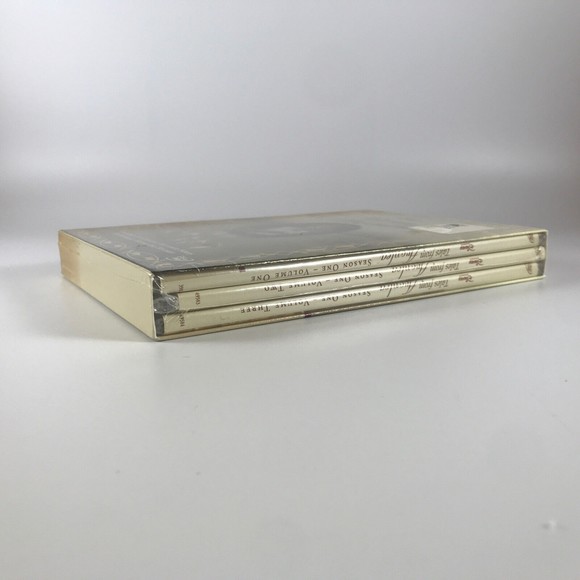 Disney's Tales From Avonlea: Complete First Season (DVD, 2005, 3-Disc Set) - Picture 4 of 5